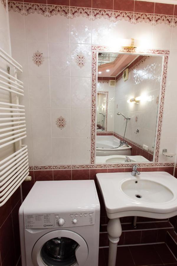 Apartment центр. вулиця липова. 3 кімнати *